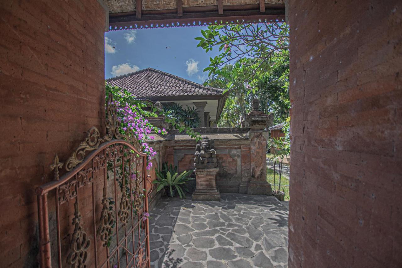 Panorama Cottages I Legian Buitenkant foto